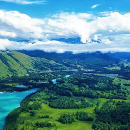 新疆乌鲁木齐+北疆+南疆15日14晚私家团 新疆乌鲁木齐+北疆+南疆15日14晚私家团