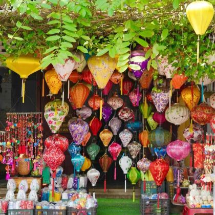 越南河内+下龙湾+岘港+顺化+会安7日6晚私家团 越南河内+下龙湾+岘港+顺化+会安7日6晚私家团