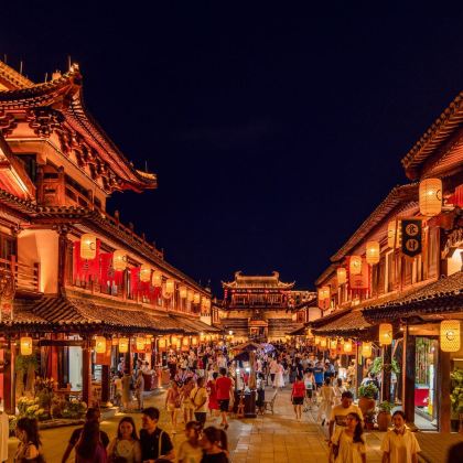 江西赣州+江南宋城历史文化旅游区+七鲤古镇度假区+三僚风水文化景区4日3晚私家团 江西赣州+江南宋城历史文化旅游区+七鲤古镇度假区+三僚风水文化景区4日3晚私家团