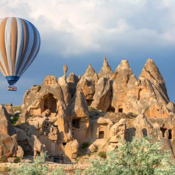 土耳其伊斯坦布尔+安卡拉省+棉花堡+库萨达斯+卡帕多奇亚+伊兹密尔+恰纳卡莱12日11晚跟团游 土耳其伊斯坦布尔+安卡拉省+棉花堡+库萨达斯+卡帕多奇亚+伊兹密尔+恰纳卡莱12日11晚跟团游