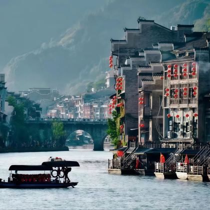 贵州黄果树景区+梵净山+镇远+西江千户苗寨+荔波9日8晚跟团游 贵州黄果树景区+梵净山+镇远+西江千户苗寨+荔波9日8晚跟团游