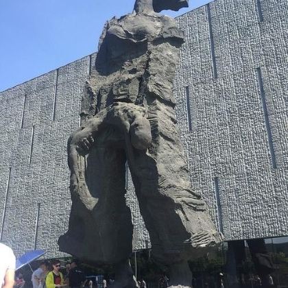 博物馆讲解·侵华日军南京大屠杀遇难同胞纪念馆半日亲子营【深度讲解专场 /亲子旅游(赠送入园)/预约不上改期或者全额退】 博物馆讲解·侵华日军南京大屠杀遇难同胞纪念馆半日亲子营【深度讲解专场 /亲子旅游(赠送入园)/预约不上改期或者全额退】