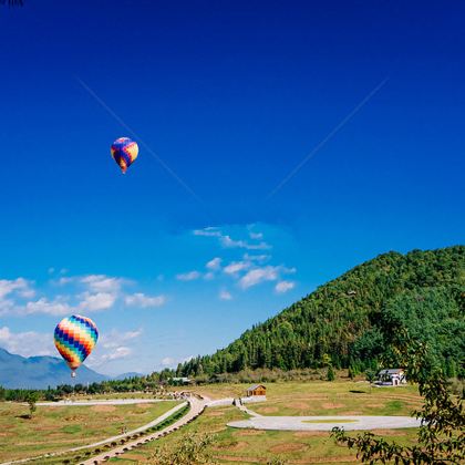 保山+芒市+瑞丽+腾冲5日4晚跟团游