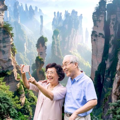 长沙+张家界+天门山+湘西土家族苗族自治州+凤凰6日5晚跟团游 长沙+张家界+天门山+湘西土家族苗族自治州+凤凰6日5晚跟团游
