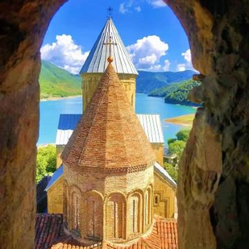 格鲁吉亚+亚美尼亚+伊斯坦布尔8日7晚私家团 格鲁吉亚+亚美尼亚+伊斯坦布尔8日7晚私家团