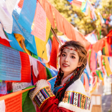 云南昆明+大理市+丽江+香格里拉8日7晚跟团游 云南昆明+大理市+丽江+香格里拉8日7晚跟团游