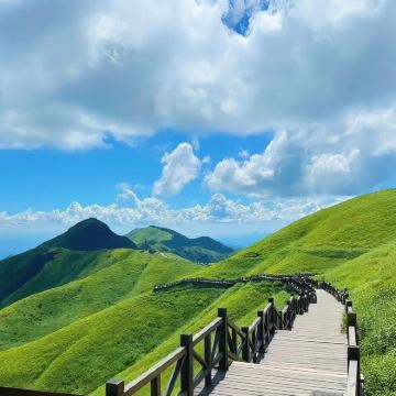 长沙+萍乡武功山风景区+岳麓书院+湖南省博物馆4日3晚拼小团 长沙+萍乡武功山风景区+岳麓书院+湖南省博物馆4日3晚拼小团