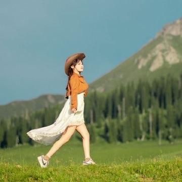 新疆乌鲁木齐+北疆+喀纳斯景区+赛里木湖10日9晚拼小团 新疆乌鲁木齐+北疆+喀纳斯景区+赛里木湖10日9晚拼小团