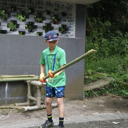 亲近自然·成都一日亲子营大熊猫铲屎官爱心义工研学体验,都江堰/卧龙/雅安碧峰峡熊猫基地 亲近自然·成都一日亲子营大熊猫铲屎官爱心义工研学体验,都江堰/卧龙/雅安碧峰峡熊猫基地