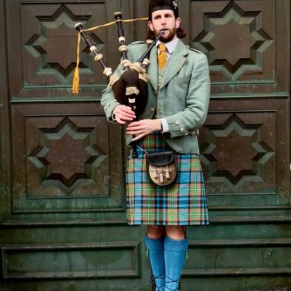 英国爱丁堡+因弗内斯+天空岛+苏格兰高地4日3晚拼小团 英国爱丁堡+因弗内斯+天空岛+苏格兰高地4日3晚拼小团