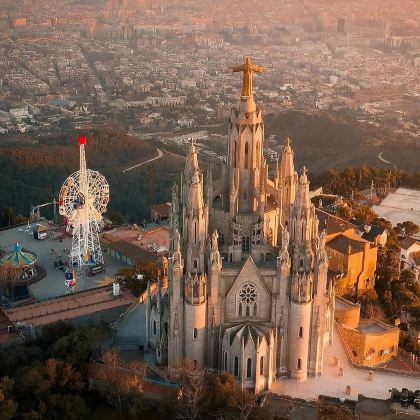 西班牙巴塞罗那9日7晚私家团 西班牙巴塞罗那9日7晚私家团