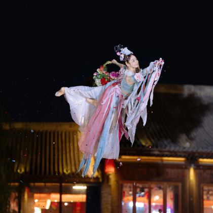 河南洛阳+郑州+开封+老君山景区+龙门石窟+少林寺5日4晚跟团游 河南洛阳+郑州+开封+老君山景区+龙门石窟+少林寺5日4晚跟团游