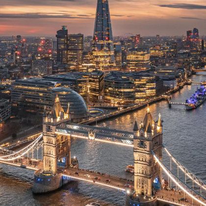 英国伦敦+剑桥+牛津+温莎+巴斯+多佛尔10日9晚私家团 英国伦敦+剑桥+牛津+温莎+巴斯+多佛尔10日9晚私家团