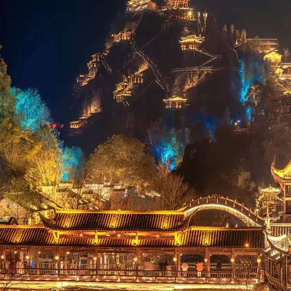 江西望仙谷+三清山风景区+景德镇+婺源+婺女洲度假区4日3晚私家团 江西望仙谷+三清山风景区+景德镇+婺源+婺女洲度假区4日3晚私家团