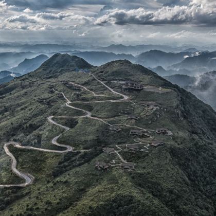 贵州贵阳+荔波小七孔景区+青岩古镇4日3晚私家团