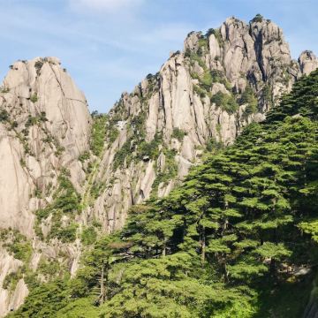 黄山+宏村景区+西递+婺源篁岭景区5日4晚跟团游 黄山+宏村景区+西递+婺源篁岭景区5日4晚跟团游