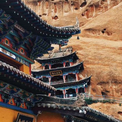 张掖+平山湖大峡谷+大佛寺+张掖七彩丹霞旅游景区+马蹄寺千佛洞+金塔寺+神鹿公园+康乐草原3日2晚跟团游 张掖+平山湖大峡谷+大佛寺+张掖七彩丹霞旅游景区+马蹄寺千佛洞+金塔寺+神鹿公园+康乐草原3日2晚跟团游