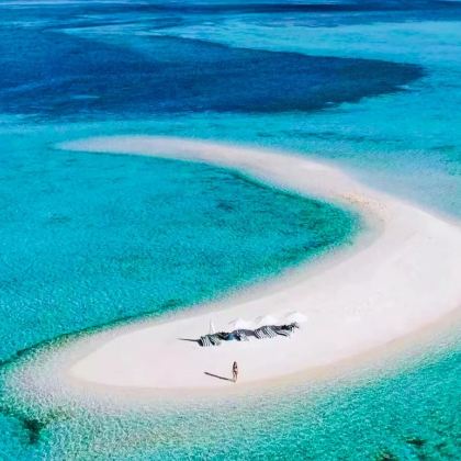 印度尼西亚科莫多+泗水+布罗莫火山+赛武千层瀑布+巴厘岛10日8晚拼小团 印度尼西亚科莫多+泗水+布罗莫火山+赛武千层瀑布+巴厘岛10日8晚拼小团