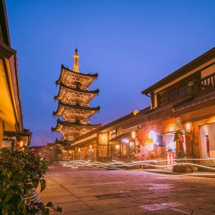 灵山景区+禅意小镇·拈花湾+无锡市太湖鼋头渚风景区+三国水浒景区(中央电视台无锡影视基地)3日2晚私家团 灵山景区+禅意小镇·拈花湾+无锡市太湖鼋头渚风景区+三国水浒景区(中央电视台无锡影视基地)3日2晚私家团
