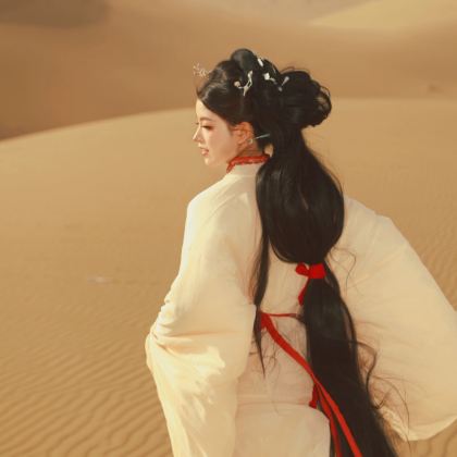 青海+茶卡盐湖+张掖+敦煌+格尔木7日6晚私家团 青海+茶卡盐湖+张掖+敦煌+格尔木7日6晚私家团