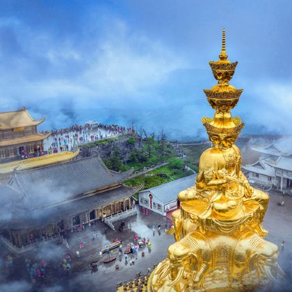 四川成都+九寨沟+黄龙风景名胜区+乐山大佛+峨眉山7日6晚跟团游 四川成都+九寨沟+黄龙风景名胜区+乐山大佛+峨眉山7日6晚跟团游