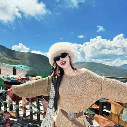 成都+四姑娘山+甲居藏寨+海螺沟+墨石公园景区6日5晚私家团 成都+四姑娘山+甲居藏寨+海螺沟+墨石公园景区6日5晚私家团