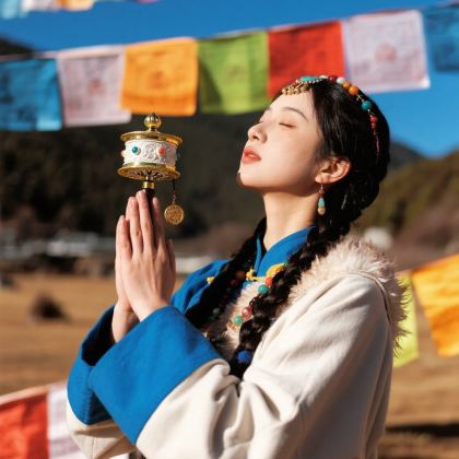 丽江+玉龙雪山+香格里拉5日4晚跟团游 丽江+玉龙雪山+香格里拉5日4晚跟团游