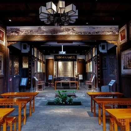 江西赣州+江南宋城历史文化旅游区+七鲤古镇度假区+三僚风水文化景区4日3晚私家团 江西赣州+江南宋城历史文化旅游区+七鲤古镇度假区+三僚风水文化景区4日3晚私家团