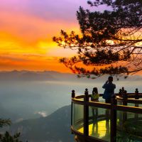 成都+剑门关+巴中+光雾山+米仓山国家森林公园5日4晚私家团 成都+剑门关+巴中+光雾山+米仓山国家森林公园5日4晚私家团