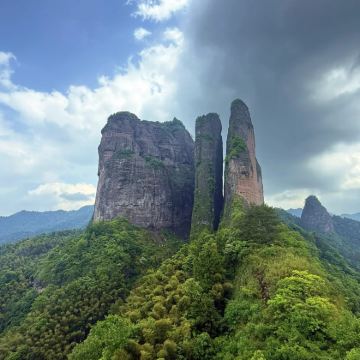 衢州江郎山风景名胜区+廿八都古镇+根宫佛国文化旅游区4日3晚私家团 衢州江郎山风景名胜区+廿八都古镇+根宫佛国文化旅游区4日3晚私家团