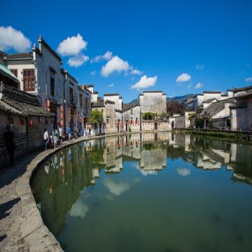 黄山+宏村景区+新安江山水画廊+徽州古城+九华山风景区+婺源篁岭景区+千岛湖景区8日7晚跟团游 黄山+宏村景区+新安江山水画廊+徽州古城+九华山风景区+婺源篁岭景区+千岛湖景区8日7晚跟团游