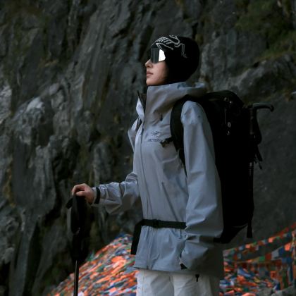 丽江+梅里雪山+雨崩景区-神瀑+尼农峡谷6日5晚拼小团 丽江+梅里雪山+雨崩景区-神瀑+尼农峡谷6日5晚拼小团