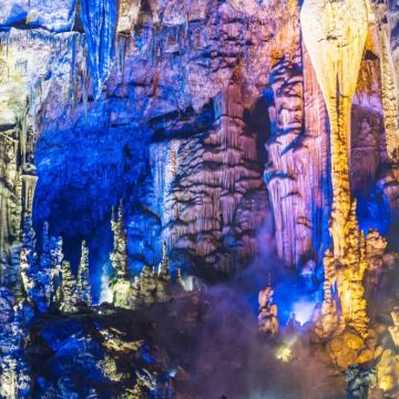 贵州贵阳+中国天眼景区+织金洞3日2晚跟团游 贵州贵阳+中国天眼景区+织金洞3日2晚跟团游