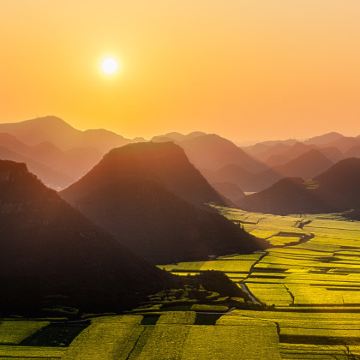 云南昆明+抚仙湖+建水+元阳+弥勒+罗平6日5晚私家团 云南昆明+抚仙湖+建水+元阳+弥勒+罗平6日5晚私家团