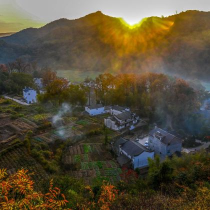 庐山+庐山风景名胜区+婺源篁岭景区+婺源风景区+宏村景区+黄山风景区9日8晚跟团游 庐山+庐山风景名胜区+婺源篁岭景区+婺源风景区+宏村景区+黄山风景区9日8晚跟团游