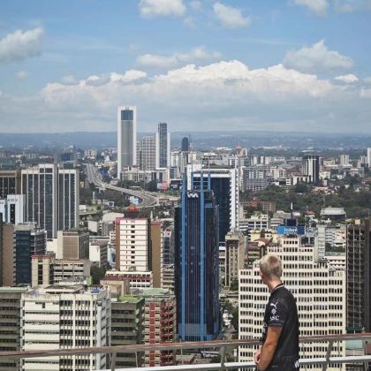 肯尼亚+南非10日9晚私家团 肯尼亚+南非10日9晚私家团