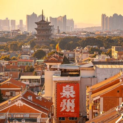 泉州开元寺+西街+戏鲤茶楼+蟳埔村2日1晚私家团 泉州开元寺+西街+戏鲤茶楼+蟳埔村2日1晚私家团