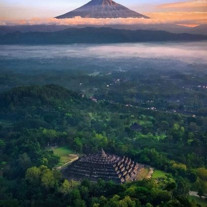 印度尼西亚日惹+泗水5日4晚跟团游 印度尼西亚日惹+泗水5日4晚跟团游