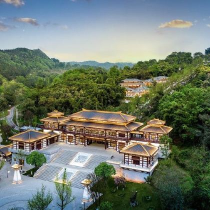 成都+眉山+雅女湖+柳江古镇+三苏祠+黑龙滩景区2日1晚私家团 成都+眉山+雅女湖+柳江古镇+三苏祠+黑龙滩景区2日1晚私家团