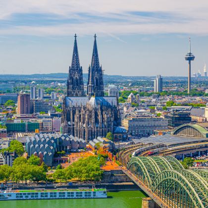 荷兰赞瑟斯汉斯+德国科隆科隆大教堂+瑞士卢塞恩湖+法国卢浮宫+比利时撒尿小童像10日9晚私家团 荷兰赞瑟斯汉斯+德国科隆科隆大教堂+瑞士卢塞恩湖+法国卢浮宫+比利时撒尿小童像10日9晚私家团