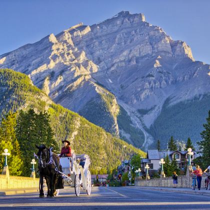 加拿大温哥华+班夫国家公园9日7晚拼小团 加拿大温哥华+班夫国家公园9日7晚拼小团