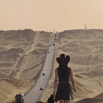 青海+甘肃+青海湖景区+察尔汗盐湖+黑独山+莫高窟+鸣沙山月牙泉+张掖七彩丹霞旅游景区7日6晚跟团游 青海+甘肃+青海湖景区+察尔汗盐湖+黑独山+莫高窟+鸣沙山月牙泉+张掖七彩丹霞旅游景区7日6晚跟团游