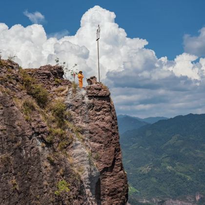邵阳+崀山国家级风景区+崀山八角寨景区+白水洞3日2晚私家团 邵阳+崀山国家级风景区+崀山八角寨景区+白水洞3日2晚私家团