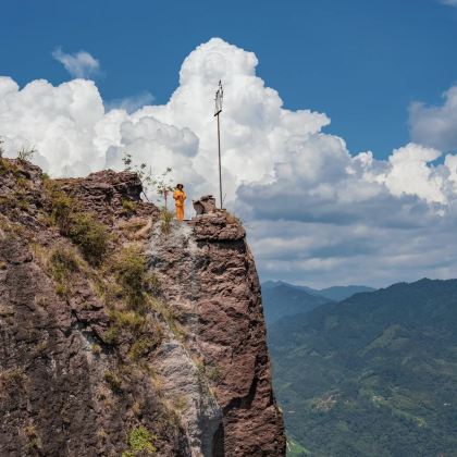 邵阳+崀山国家级风景区+崀山八角寨景区+白水洞3日2晚私家团 邵阳+崀山国家级风景区+崀山八角寨景区+白水洞3日2晚私家团