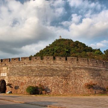 台州紫阳街+台州府城墙+天台山大瀑布+国清景区2日1晚拼小团 台州紫阳街+台州府城墙+天台山大瀑布+国清景区2日1晚拼小团