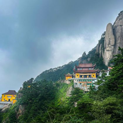 黄山+宏村+太平湖+九华山风景区+九华天池5日4晚私家团 黄山+宏村+太平湖+九华山风景区+九华天池5日4晚私家团