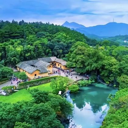 长沙+韶山+张家界+天门山+凤凰6日5晚跟团游 长沙+韶山+张家界+天门山+凤凰6日5晚跟团游