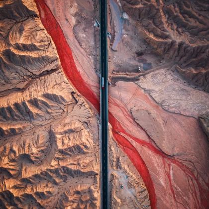 青海西宁+青海湖+茶卡盐湖+可可西里国家级自然保护区+茫崖+若羌+库尔勒+大海道+敦煌+嘉峪关+张掖14日13晚私家团 青海西宁+青海湖+茶卡盐湖+可可西里国家级自然保护区+茫崖+若羌+库尔勒+大海道+敦煌+嘉峪关+张掖14日13晚私家团