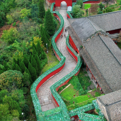 襄阳+神农架+大九湖+武当山6日5晚跟团游 襄阳+神农架+大九湖+武当山6日5晚跟团游