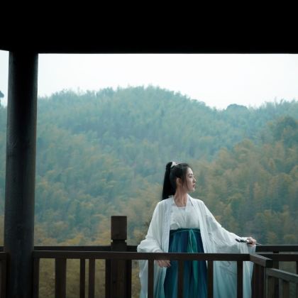 成都+赤水+赤水丹霞旅游区·大瀑布+赤水丹霞旅游区·佛光岩+赤水竹海公园+四洞沟景区3日2晚跟团游 成都+赤水+赤水丹霞旅游区·大瀑布+赤水丹霞旅游区·佛光岩+赤水竹海公园+四洞沟景区3日2晚跟团游